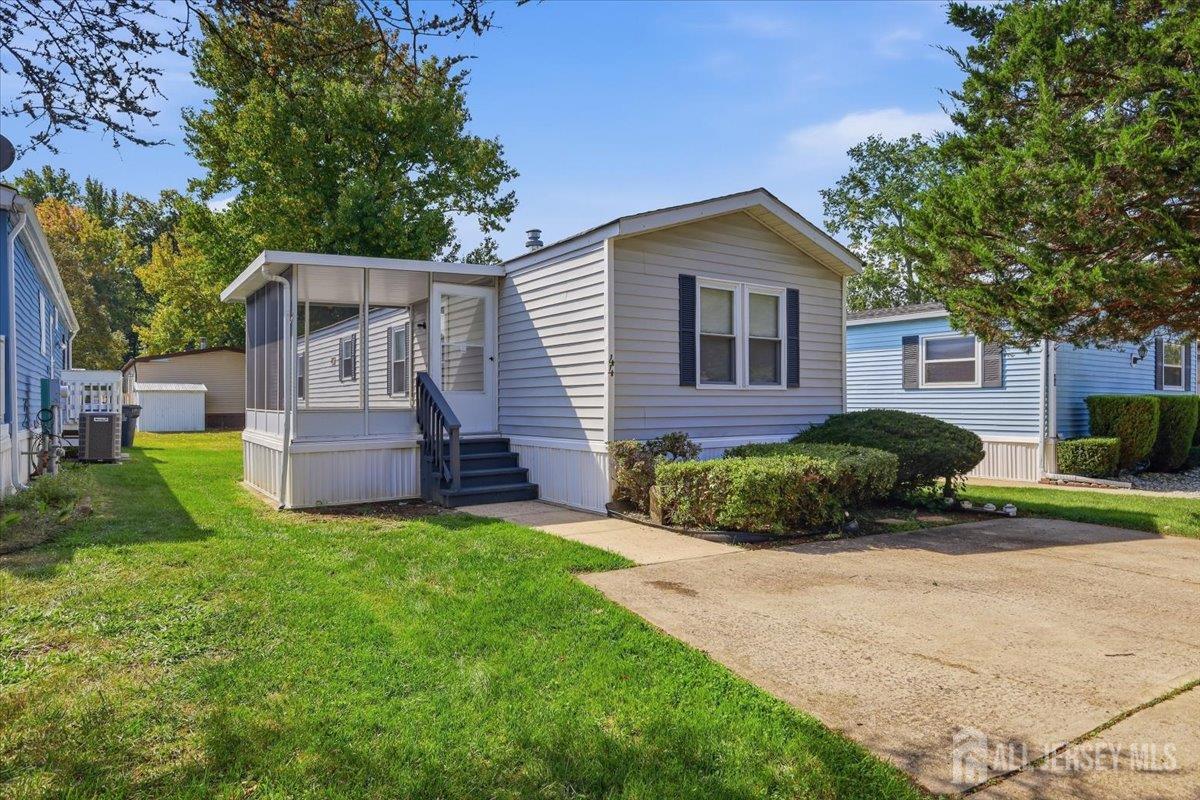 44 Longfellow Road North Brunswick NJ 08902