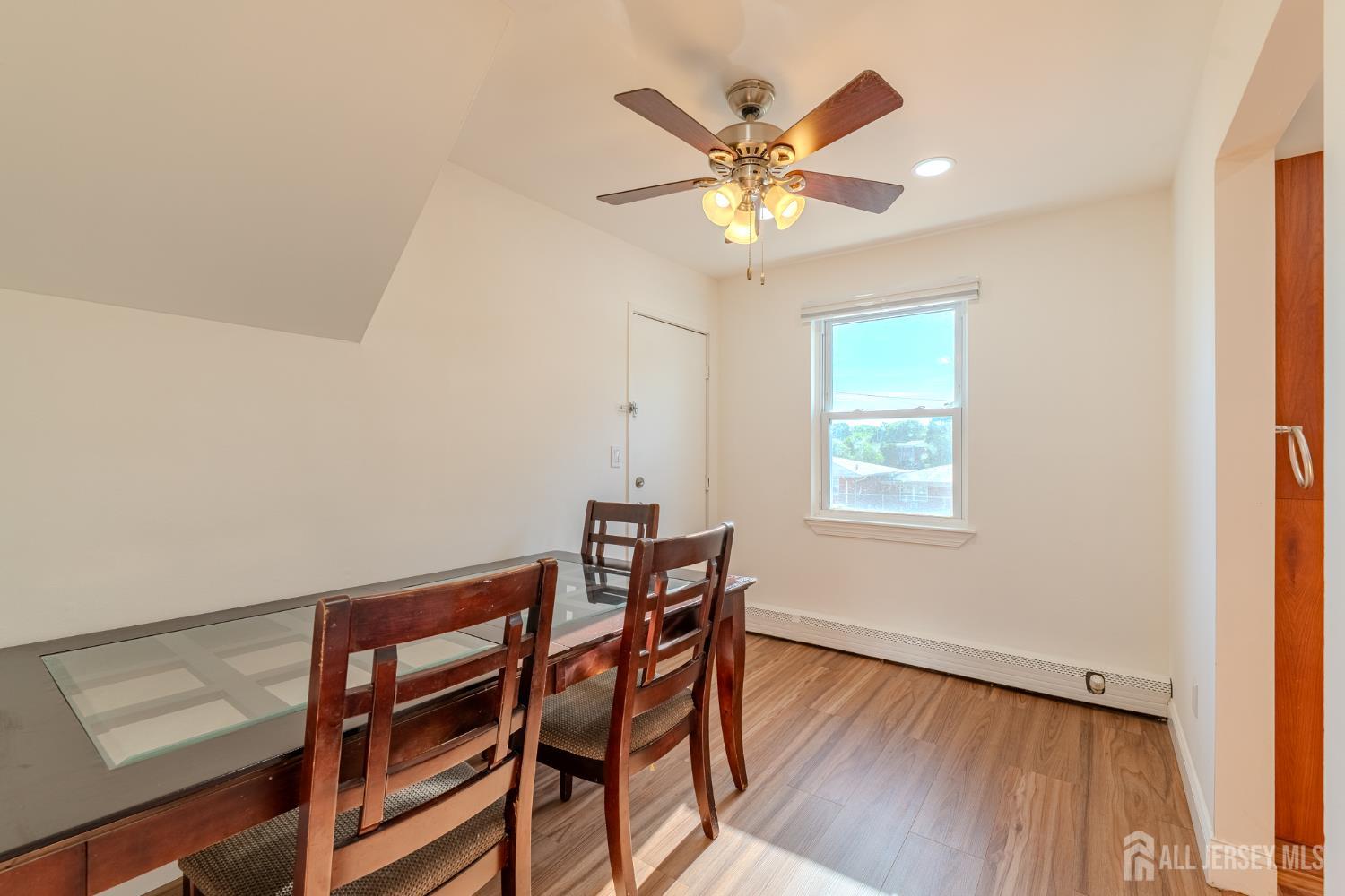 42 York Drive Edison NJ 08817