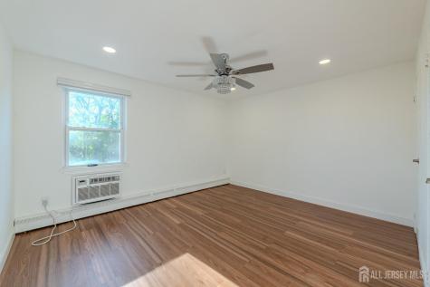 42 York Drive Edison NJ 08817