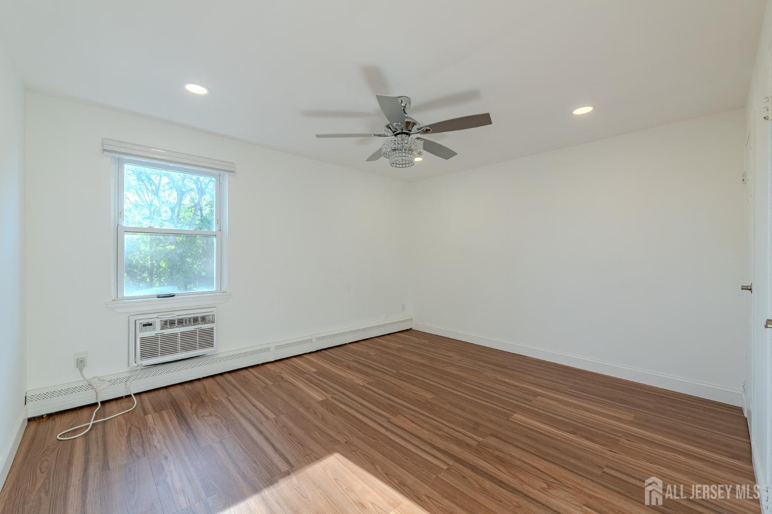 42 York Drive Edison NJ 08817