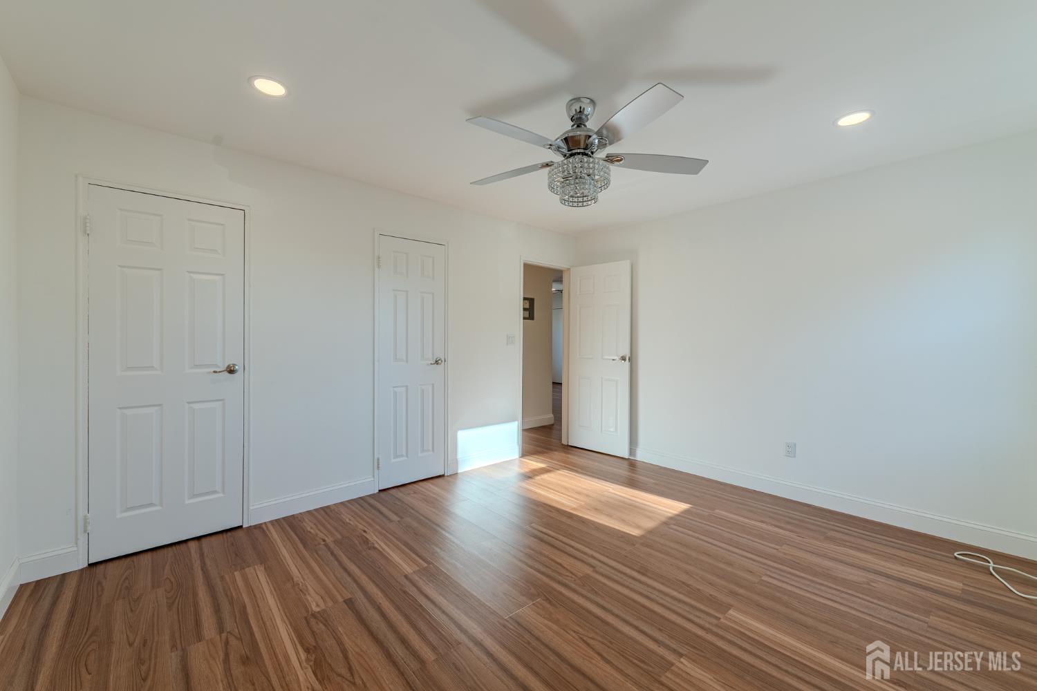 42 York Drive Edison NJ 08817