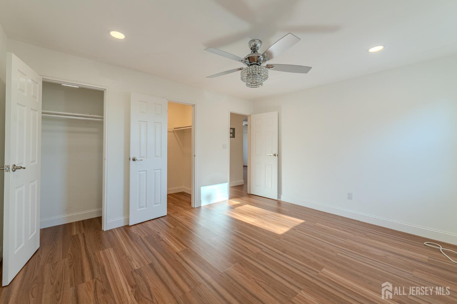 42 York Drive Edison NJ 08817