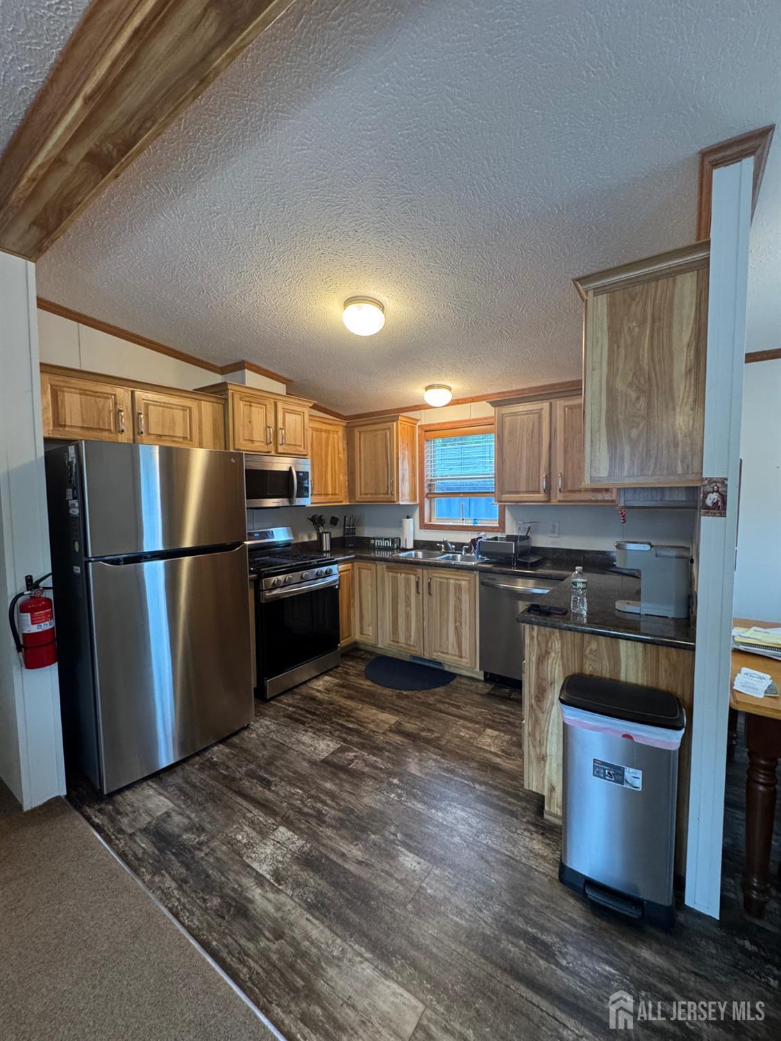 62 Stern Avenue Keansburg NJ 07734