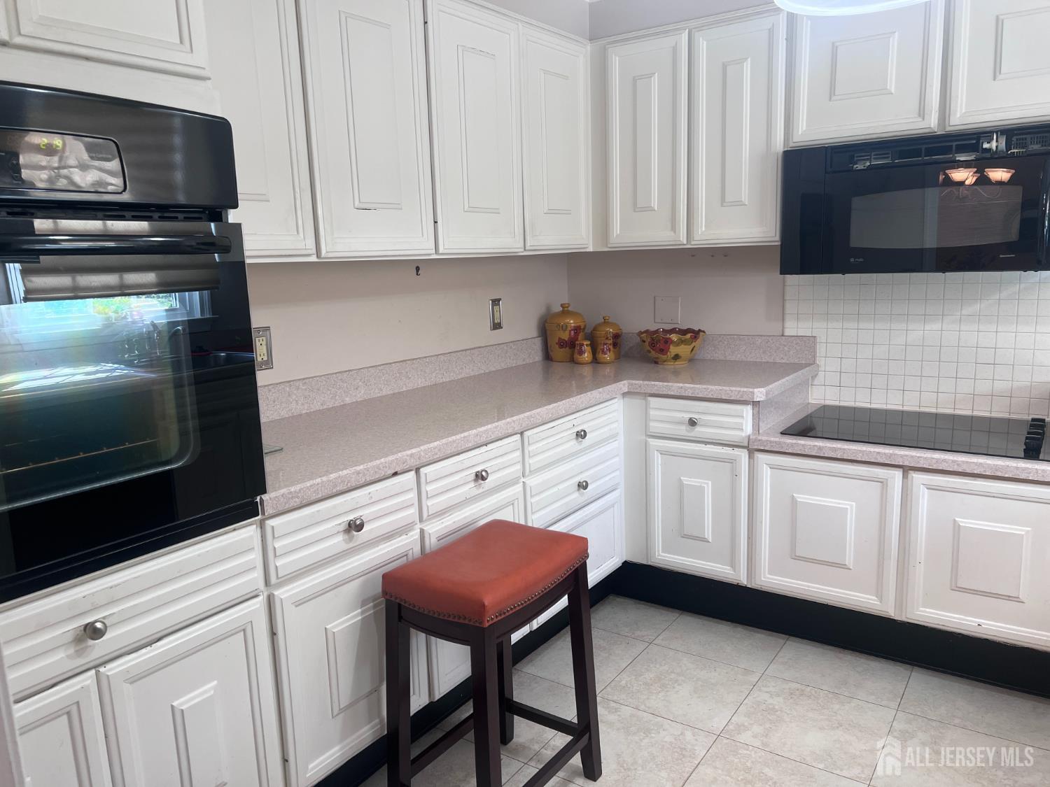 111 Hanover Lane Monroe NJ 08831