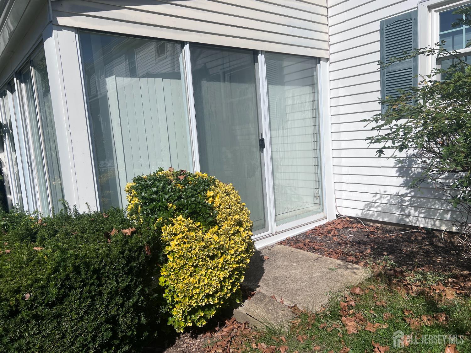 111 Hanover Lane Monroe NJ 08831