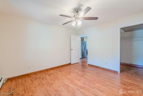 93 Fox Road Edison NJ 08817