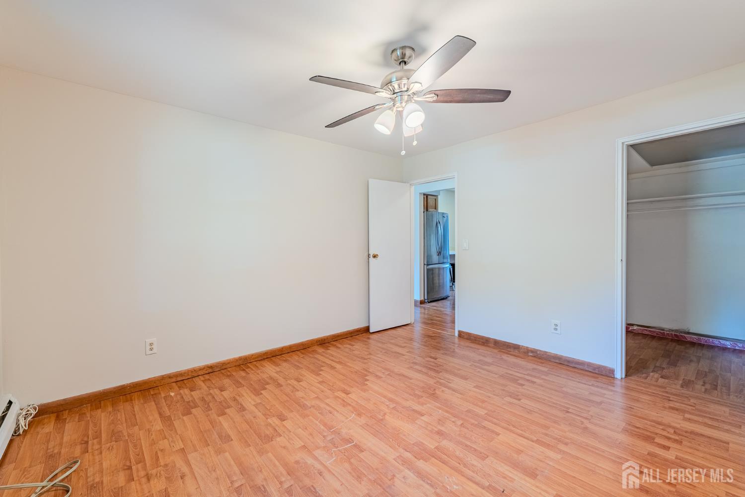 93 Fox Road Edison NJ 08817