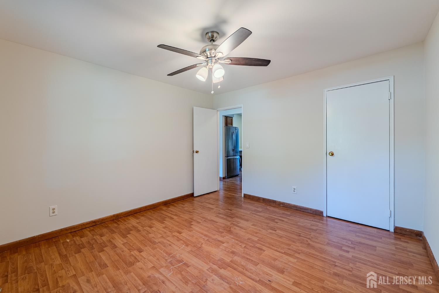 93 Fox Road Edison NJ 08817