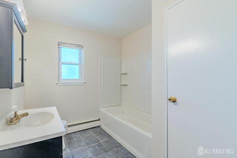 93 Fox Road Edison NJ 08817
