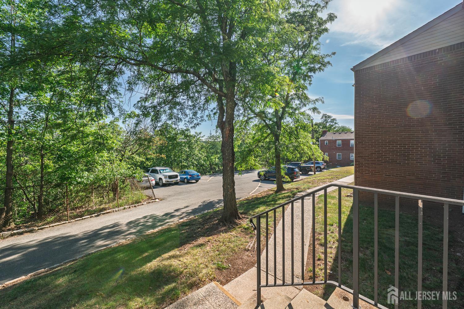 93 Fox Road Edison NJ 08817