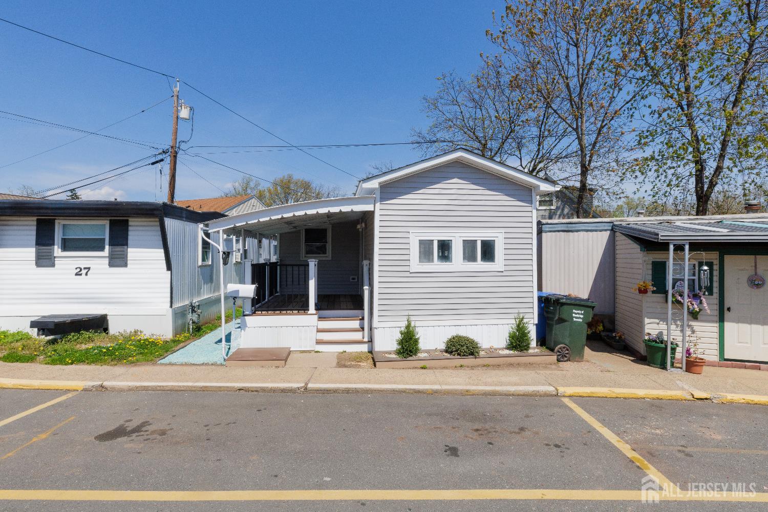 29 Freddie Avenue Avenel NJ 07001
