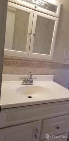 27 Judson Street Edison NJ 08837