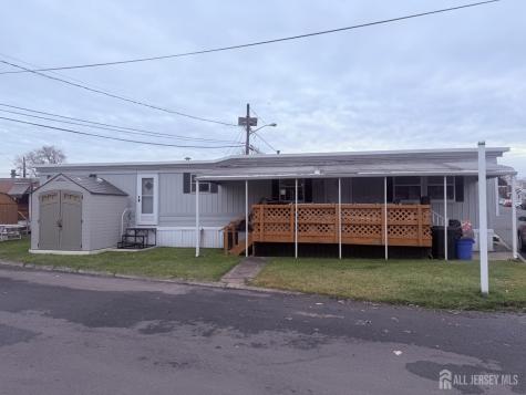 26 Dalbert Street Carteret NJ 07008