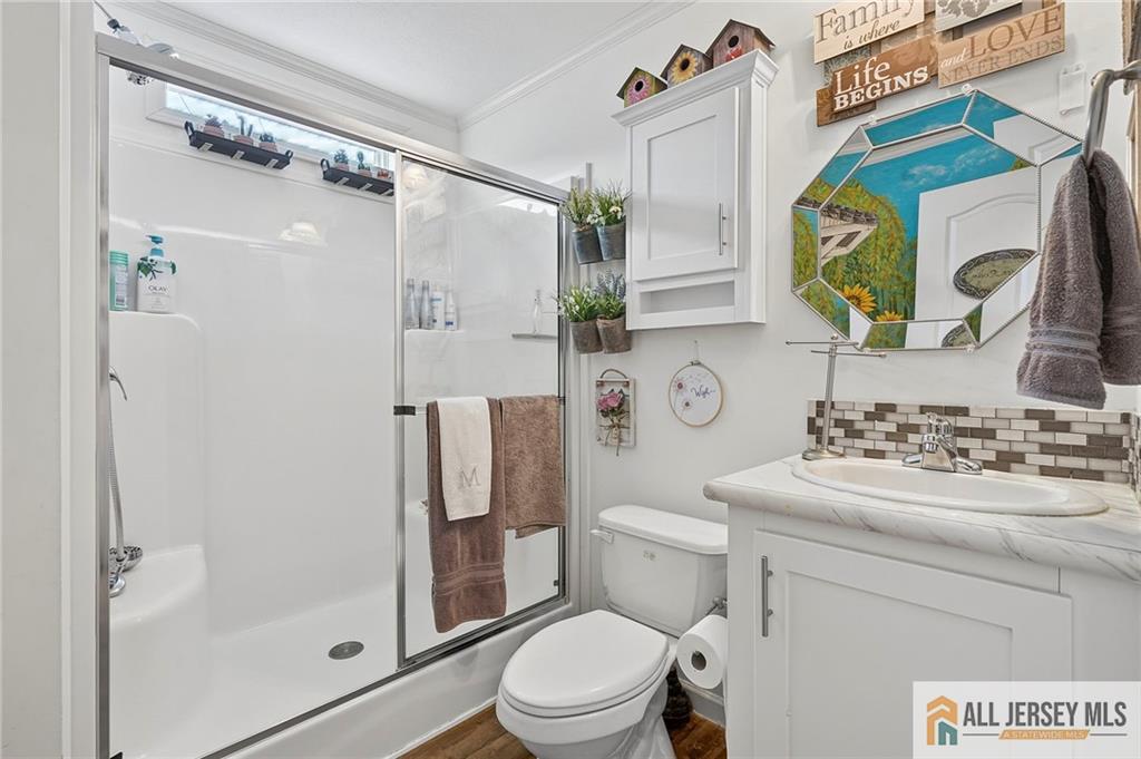 59 Helen Avenue Avenel NJ 07001