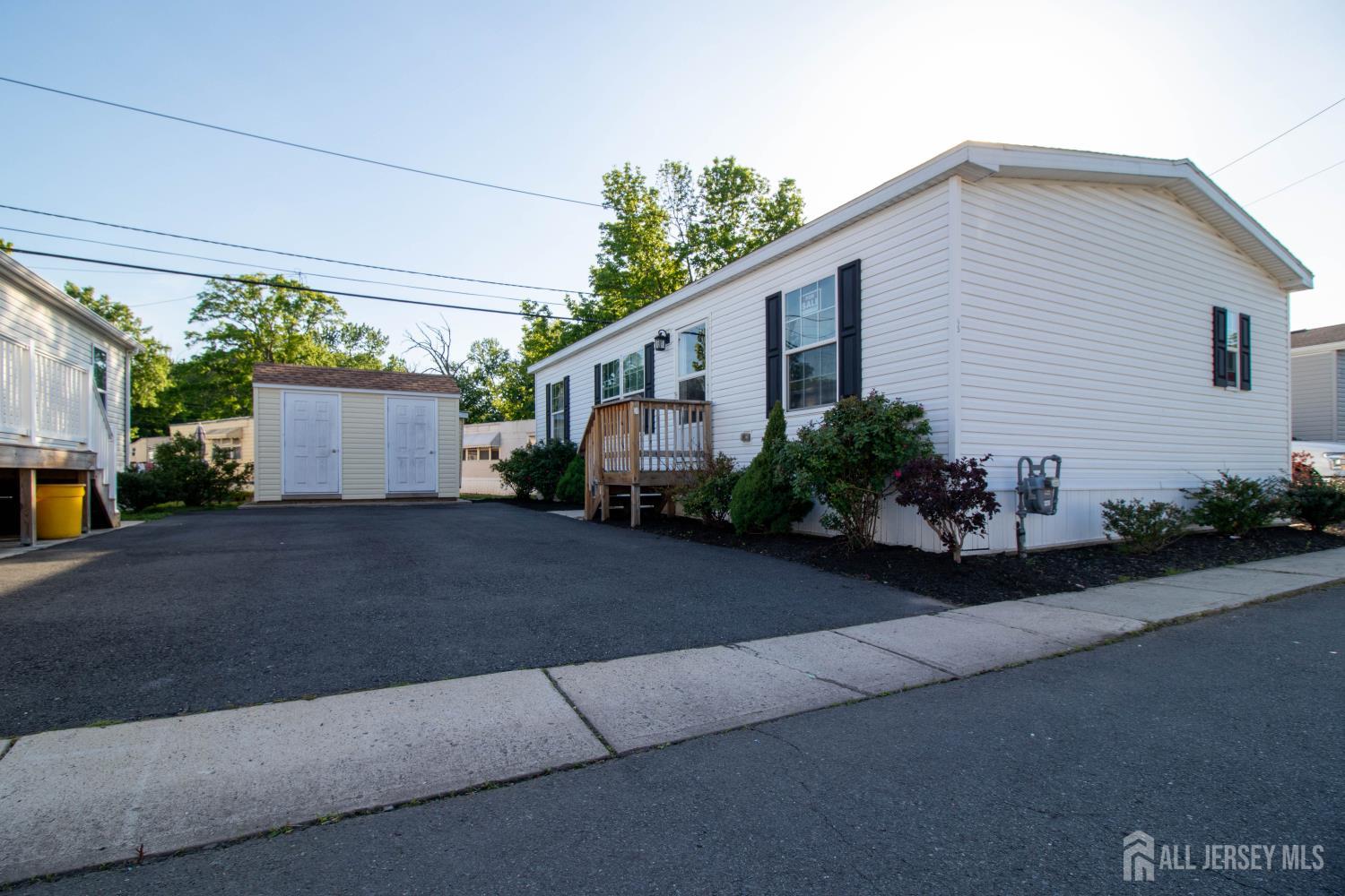 65 Oakdale Village South Brunswick NJ 08902