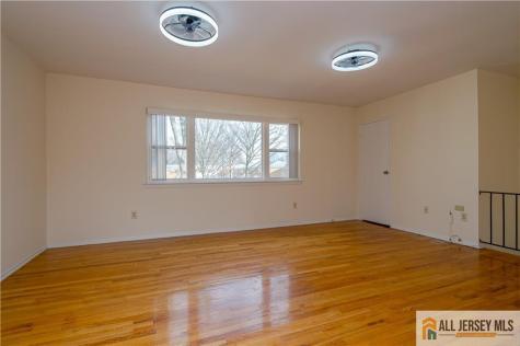 161 Evergreen Road Edison NJ 08837