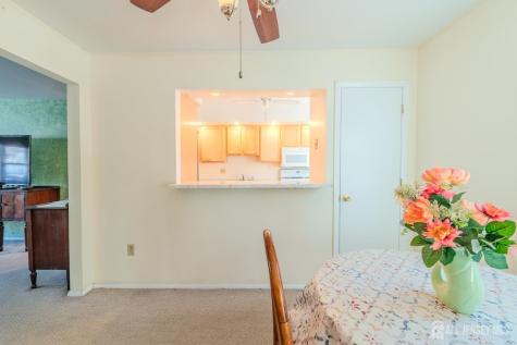 6 York Drive Edison NJ 08817