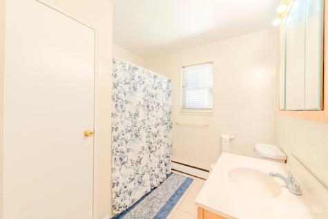 6 York Drive Edison NJ 08817