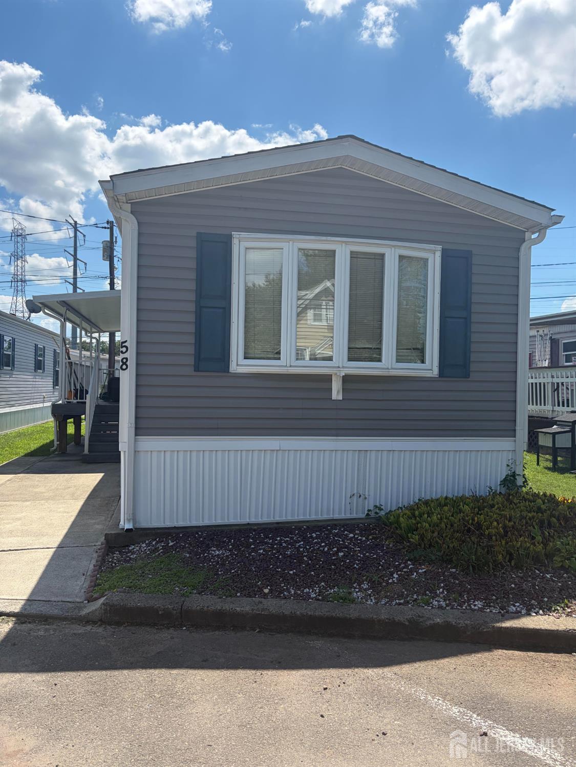 58 E Coddington Avenue Avenel NJ 07001