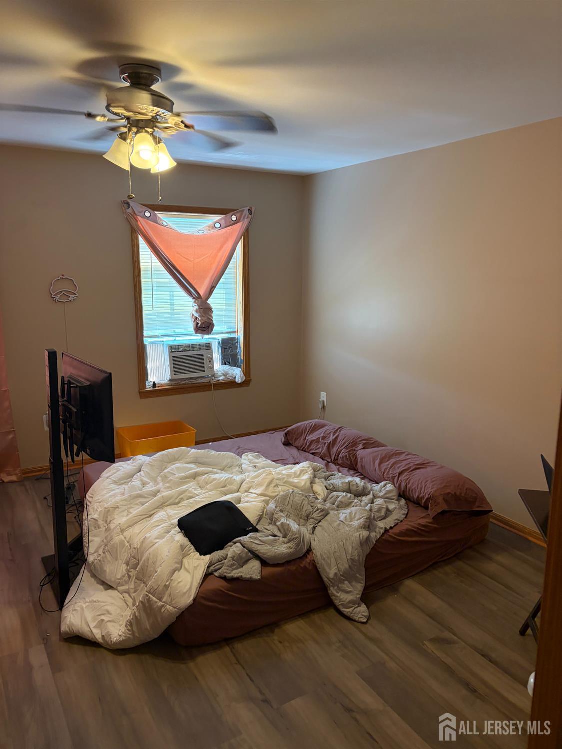 58 E Coddington Avenue Avenel NJ 07001