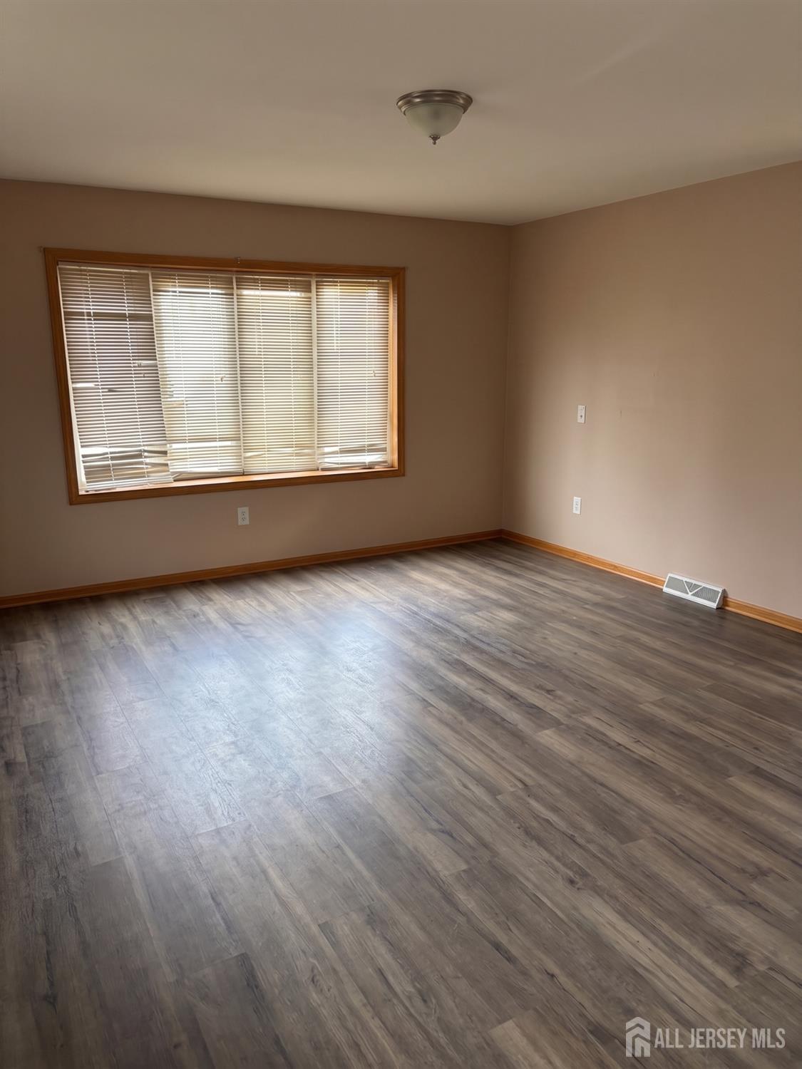 58 E Coddington Avenue Avenel NJ 07001