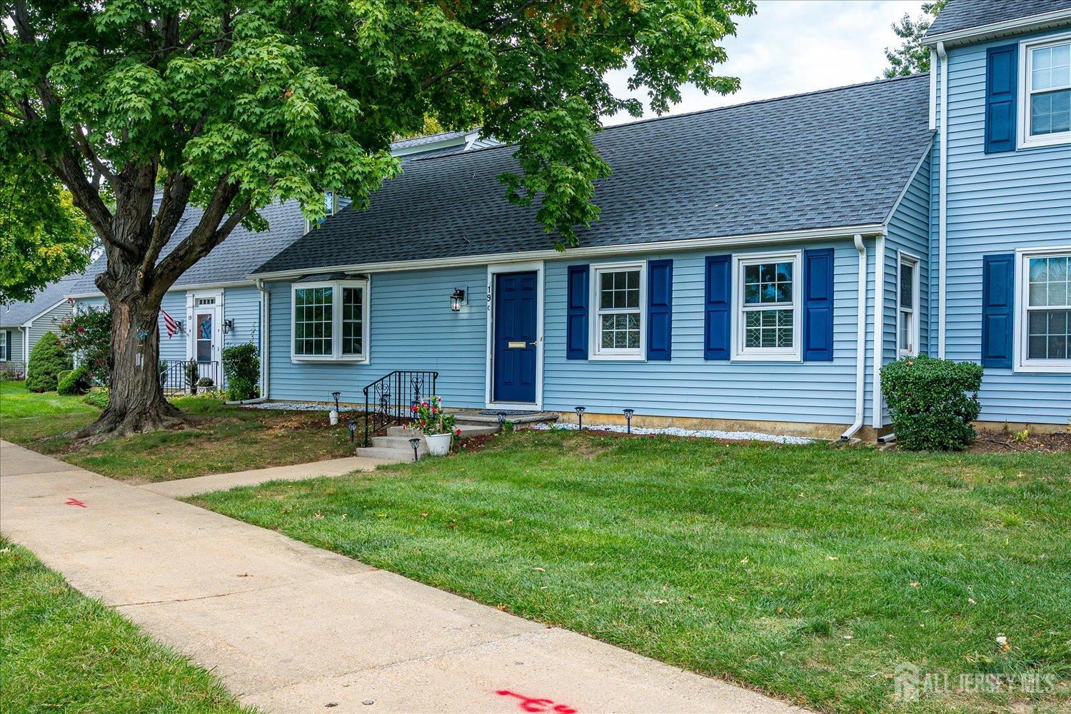 19 Rossmooor Drive Monroe NJ 08831