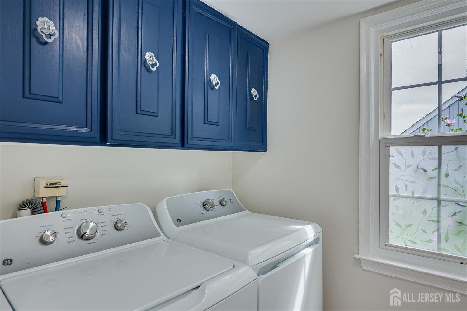 19 Rossmooor Drive Monroe NJ 08831