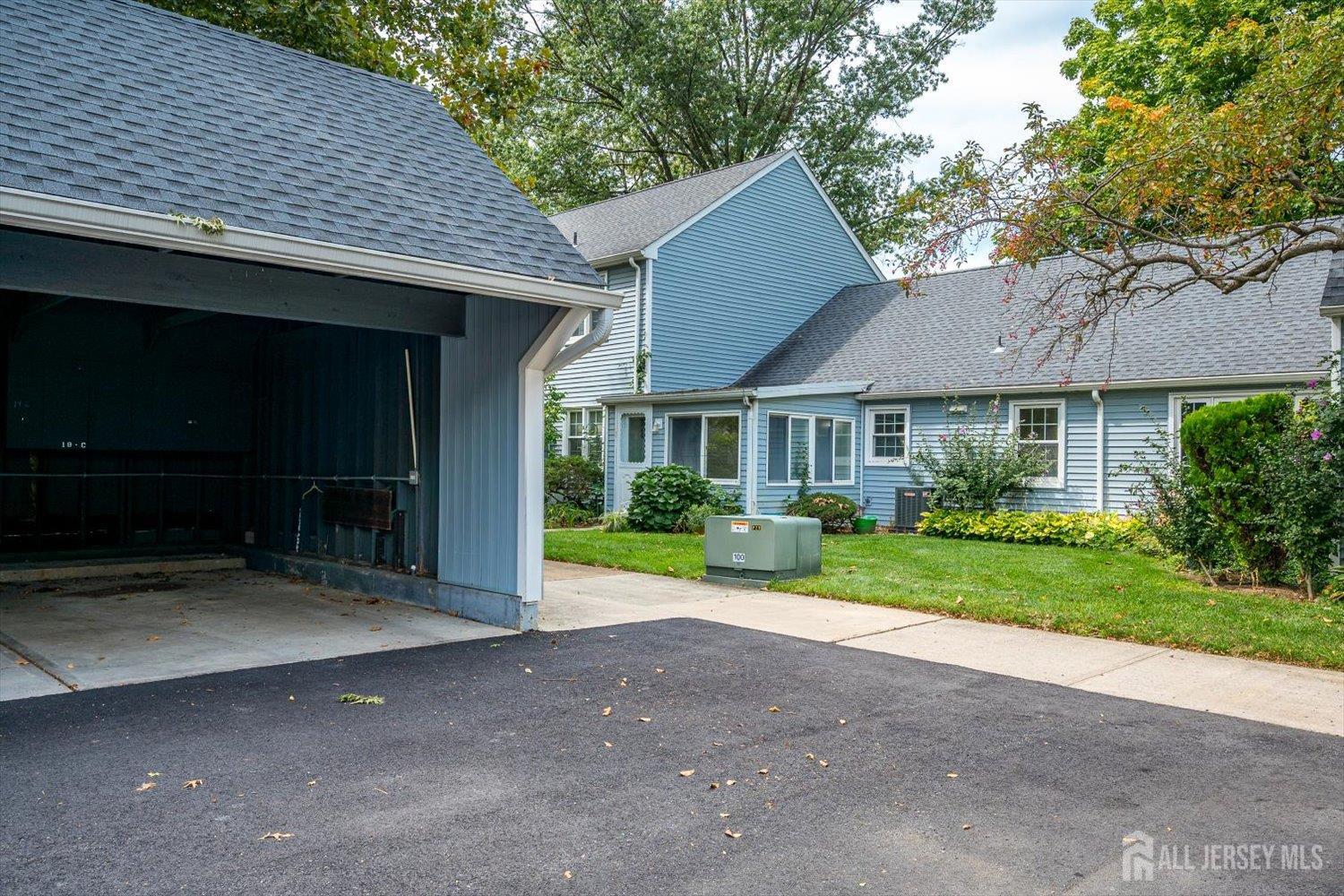 19 Rossmooor Drive Monroe NJ 08831