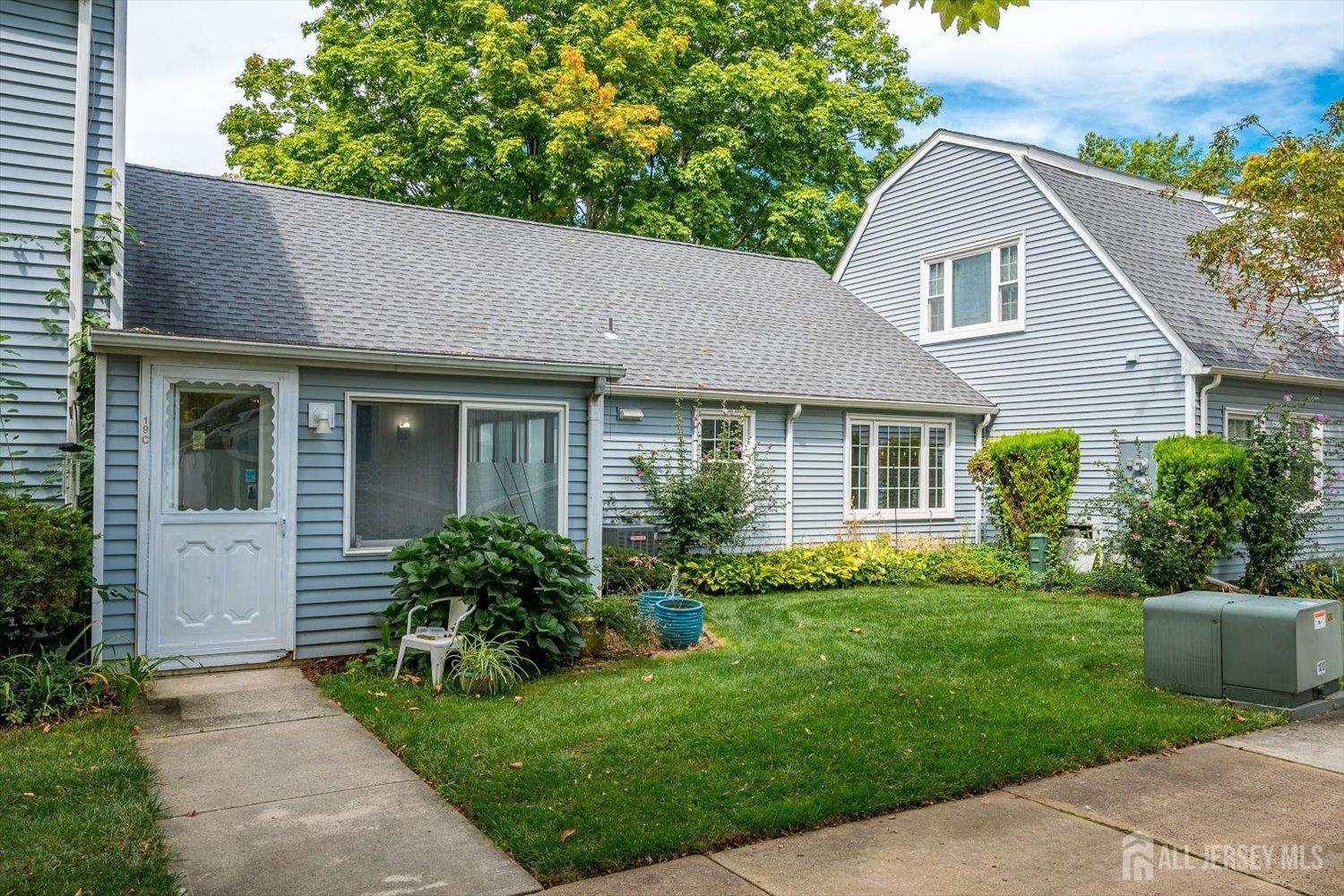 19 Rossmooor Drive Monroe NJ 08831
