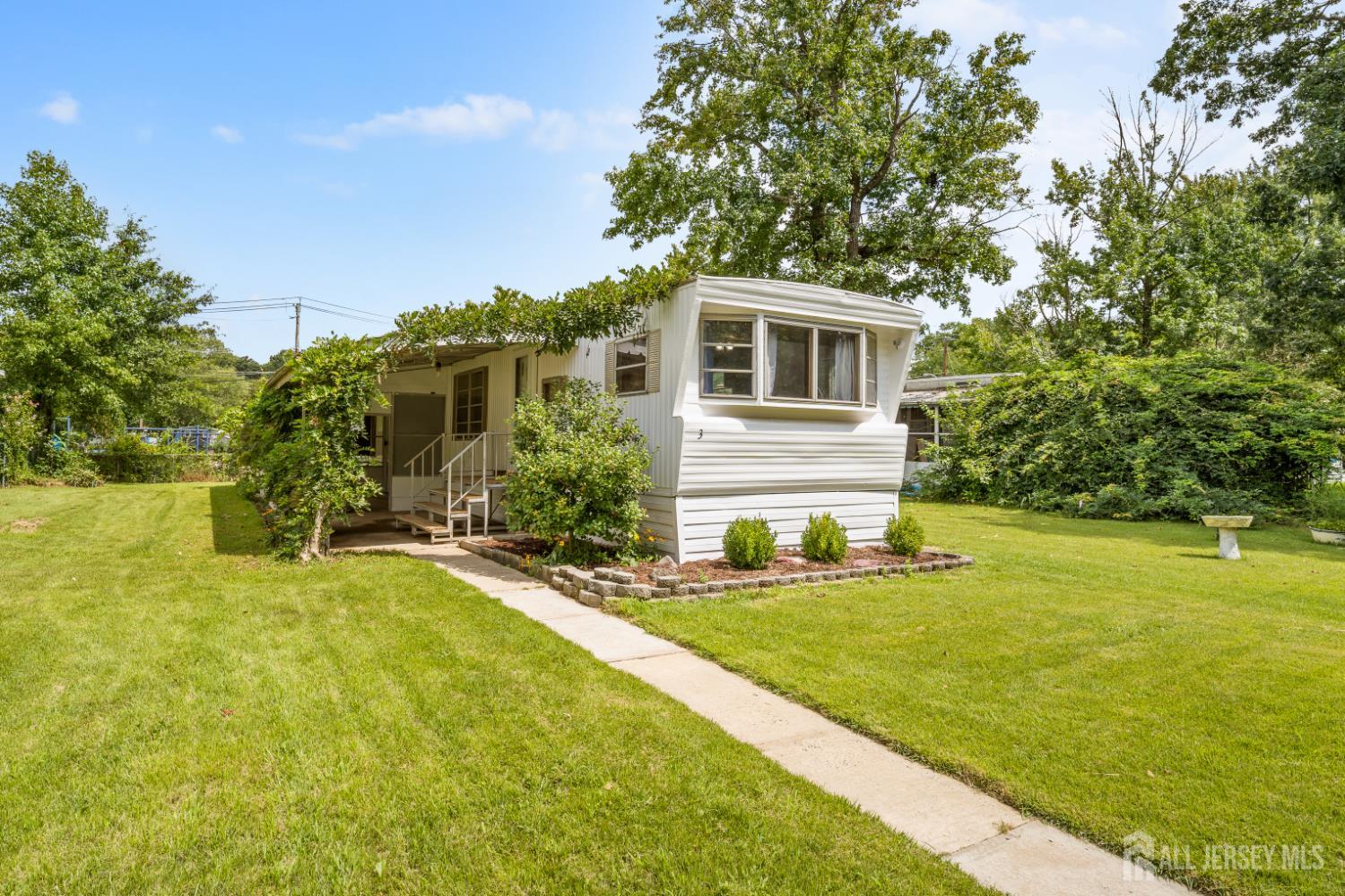 3 Carol Road South Brunswick NJ 08852