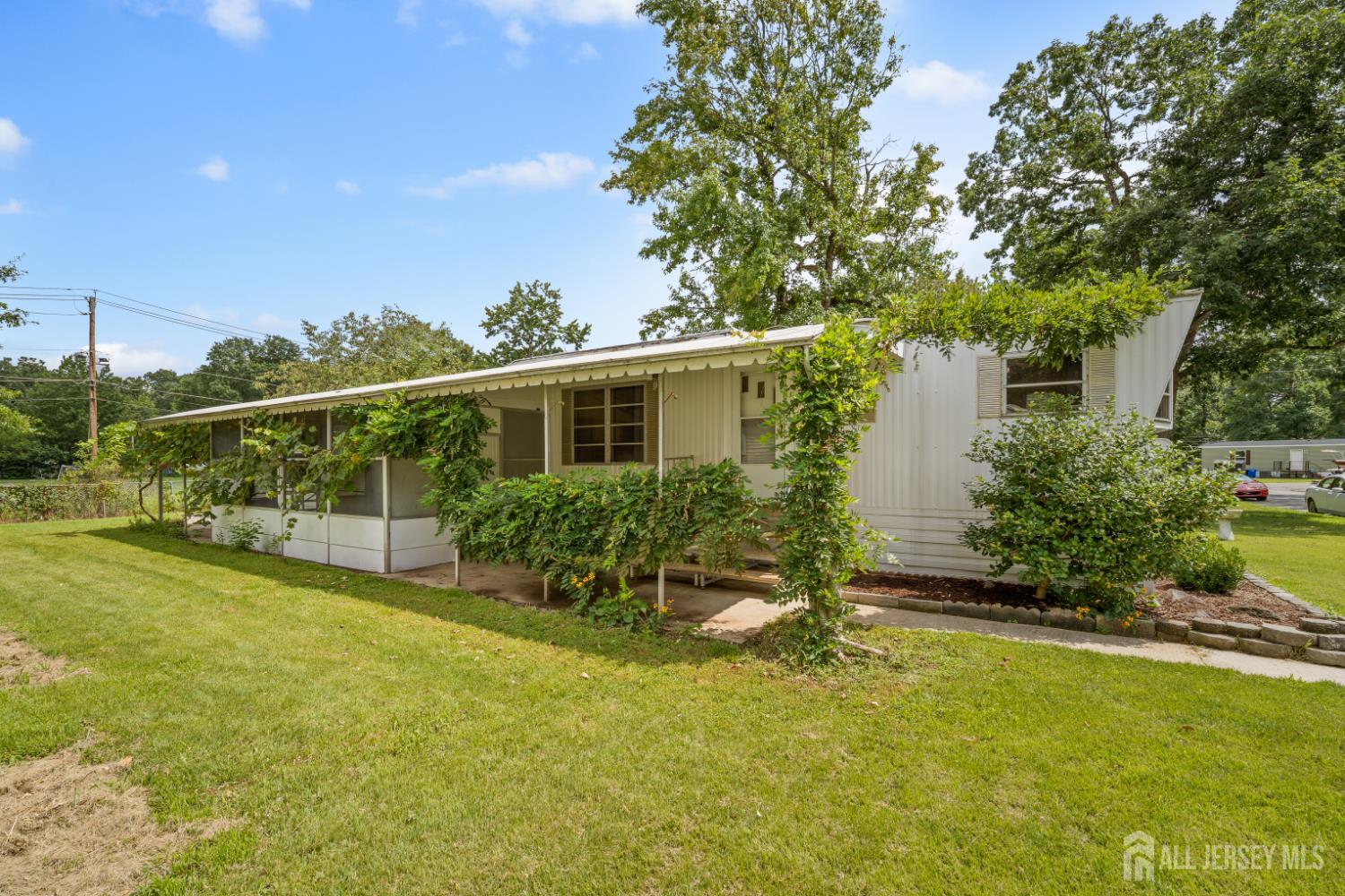 3 Carol Road South Brunswick NJ 08852