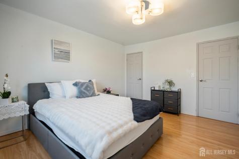 5 York Drive Edison NJ 08817