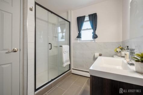 5 York Drive Edison NJ 08817