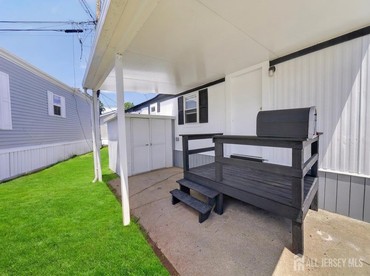 27 Freddie Avenue Avenel NJ 07001
