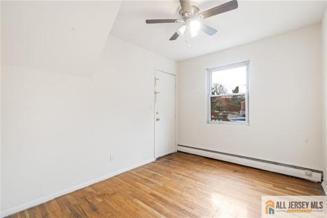 15 York Drive Edison NJ 08817