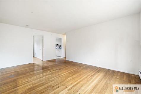 15 York Drive Edison NJ 08817
