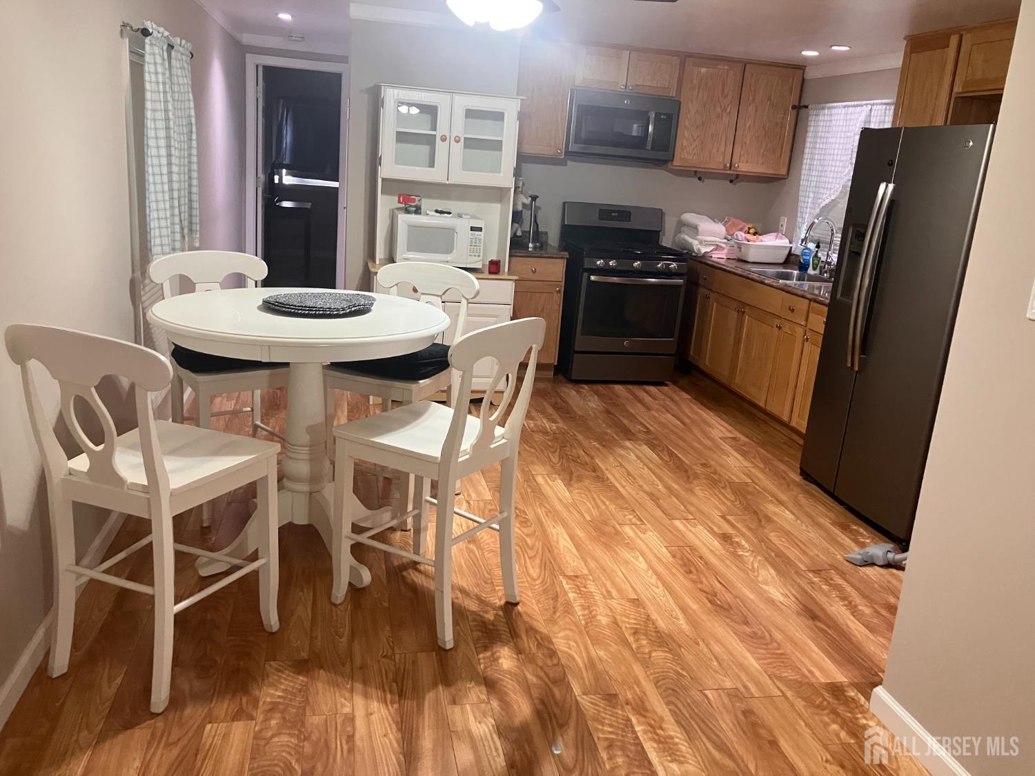 409 Lane E Lane Hazlet NJ 07730
