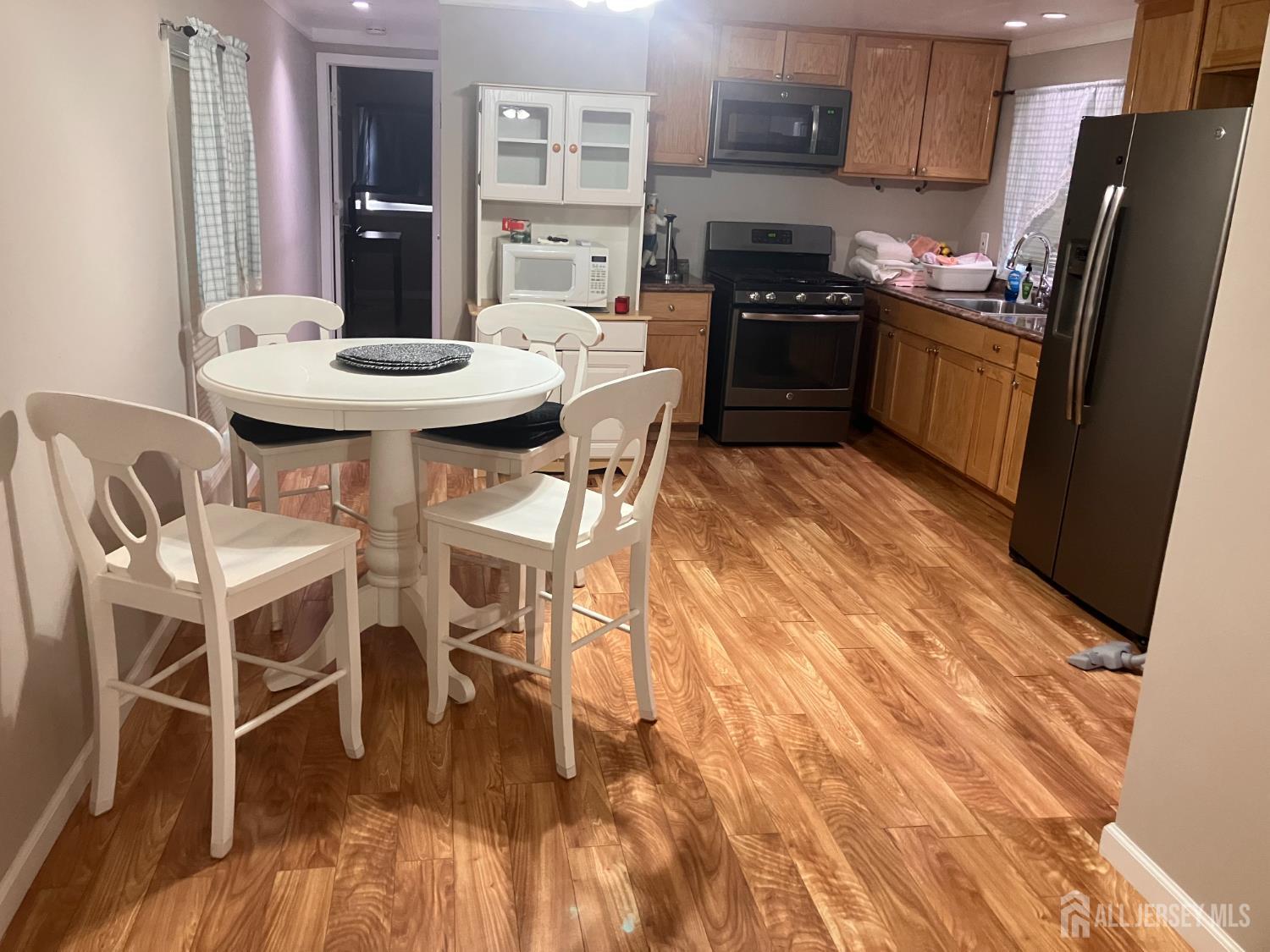 409 Lane E Lane Hazlet NJ 07730