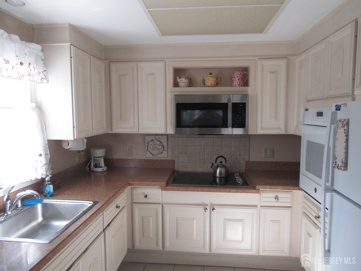 22 Rossmoor Drive Monroe NJ 08831