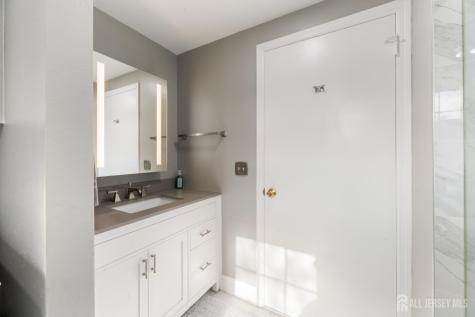 94 Gloucester Way Monroe NJ 08831