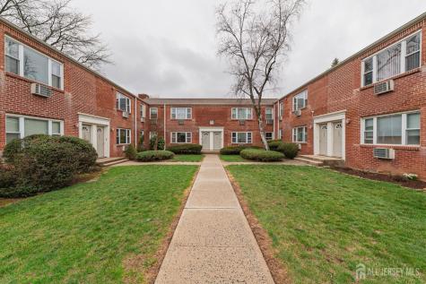 72 Fox Road Edison NJ 08817