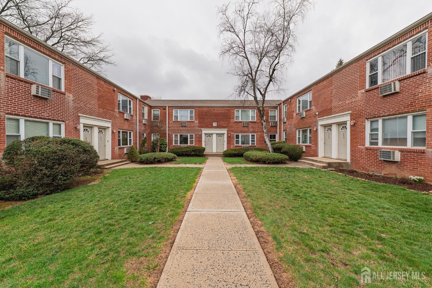 72 Fox Road Edison NJ 08817