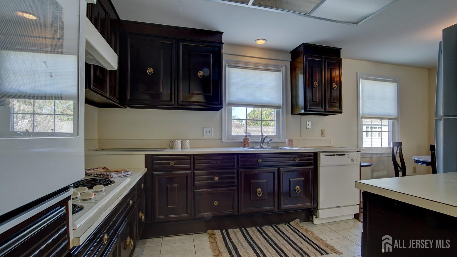 108 Hanover Lane Monroe NJ 08831