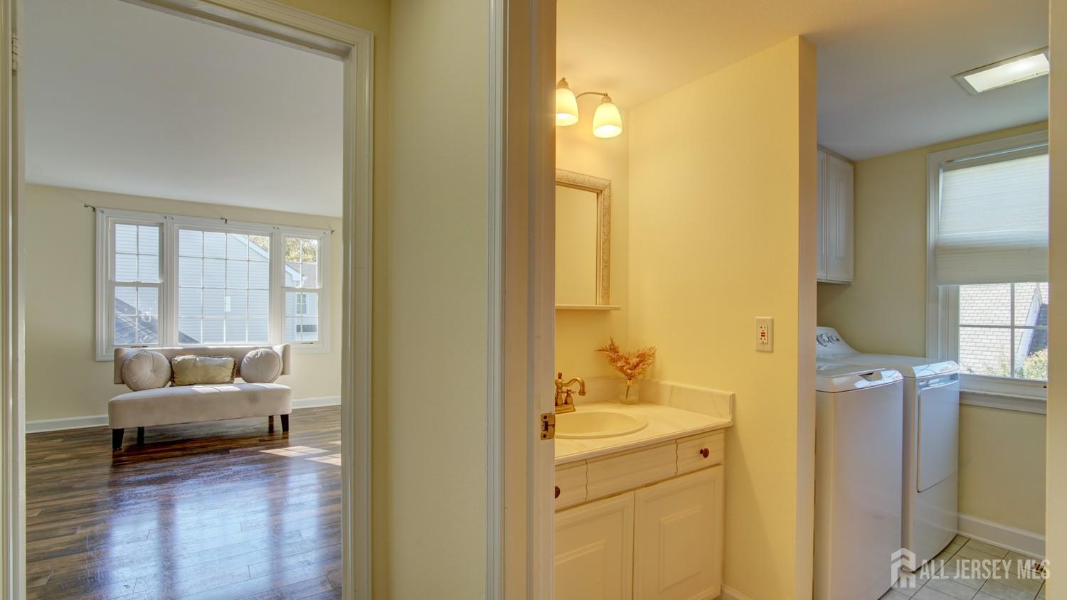 108 Hanover Lane Monroe NJ 08831