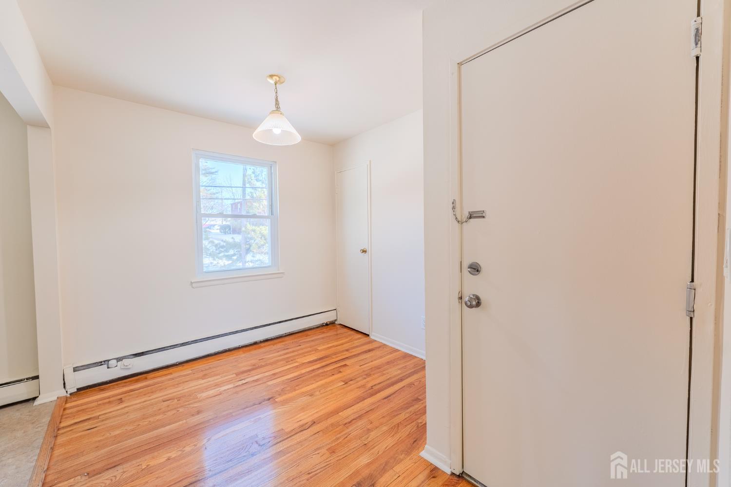 21 York Drive Edison NJ 08817