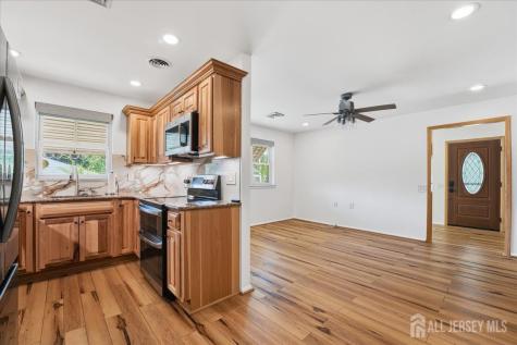 10 Bennington Lane Manchester NJ 08759