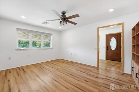 10 Bennington Lane Manchester NJ 08759
