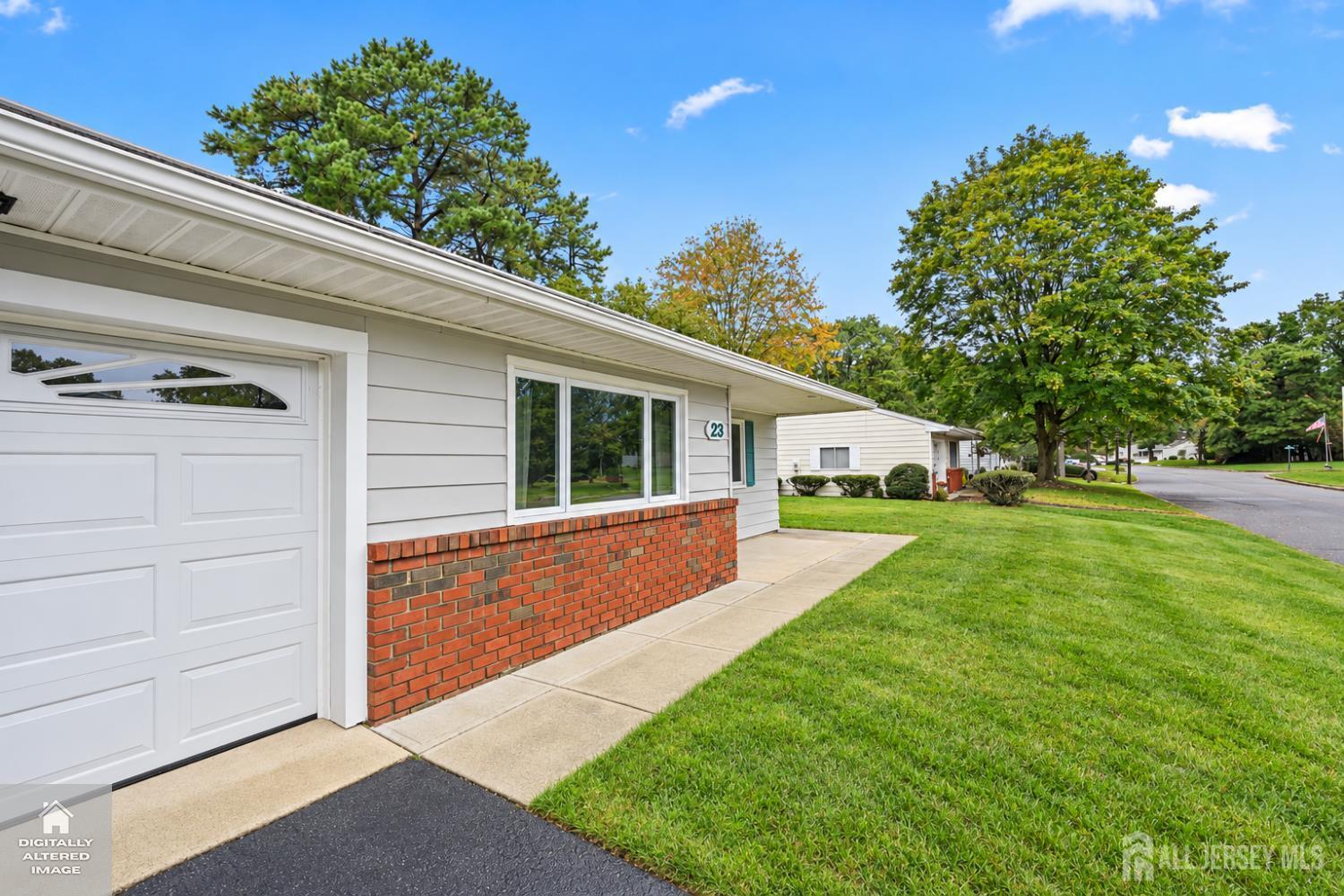 23 Maine Avenue Manchester NJ 08759