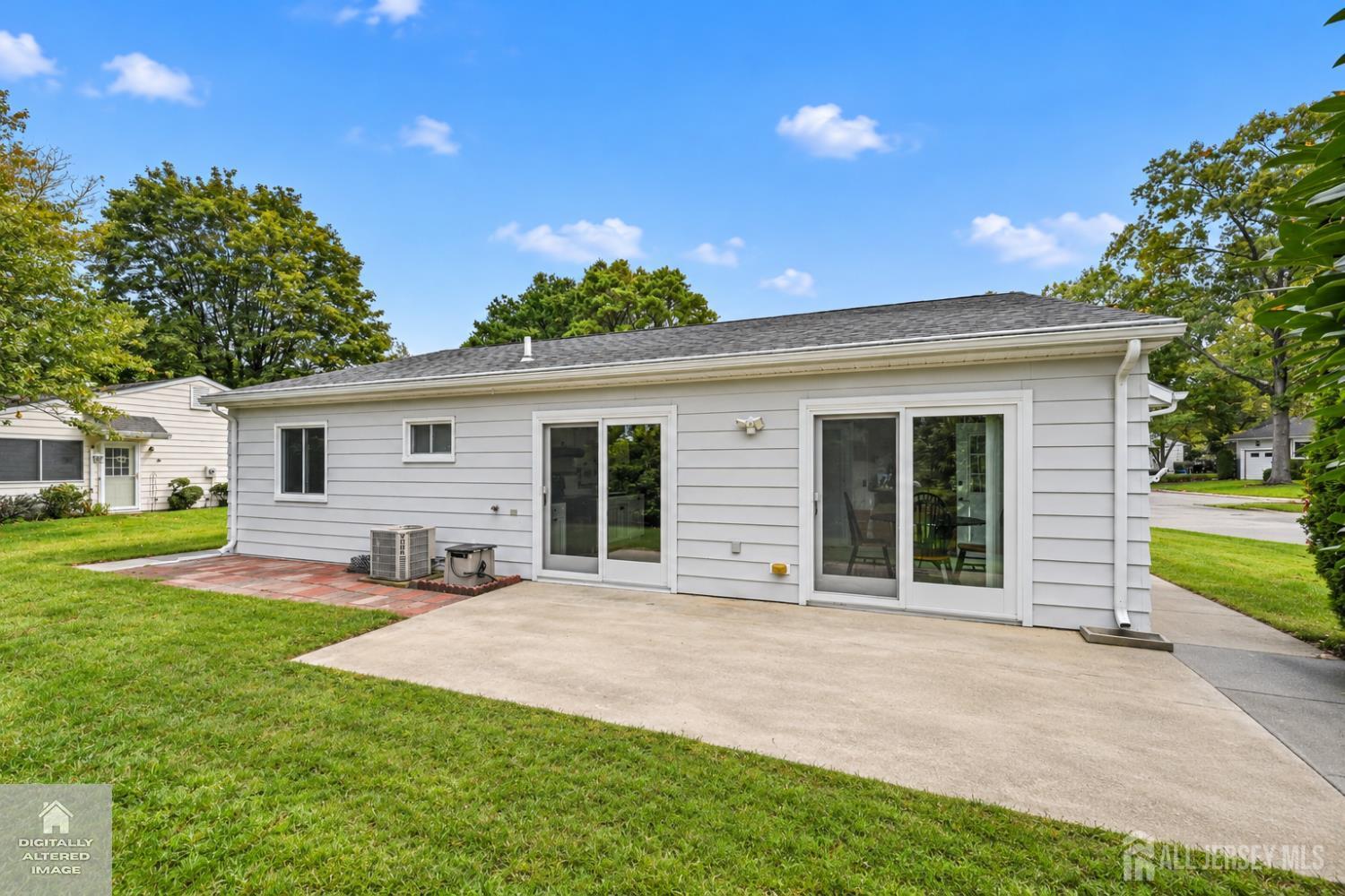 23 Maine Avenue Manchester NJ 08759