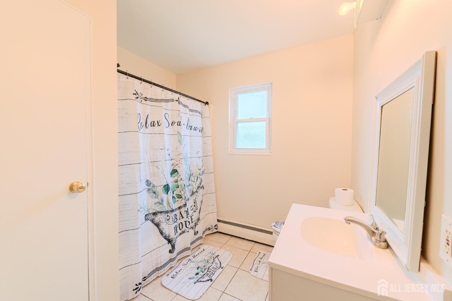 66 Fox Road Edison NJ 08817
